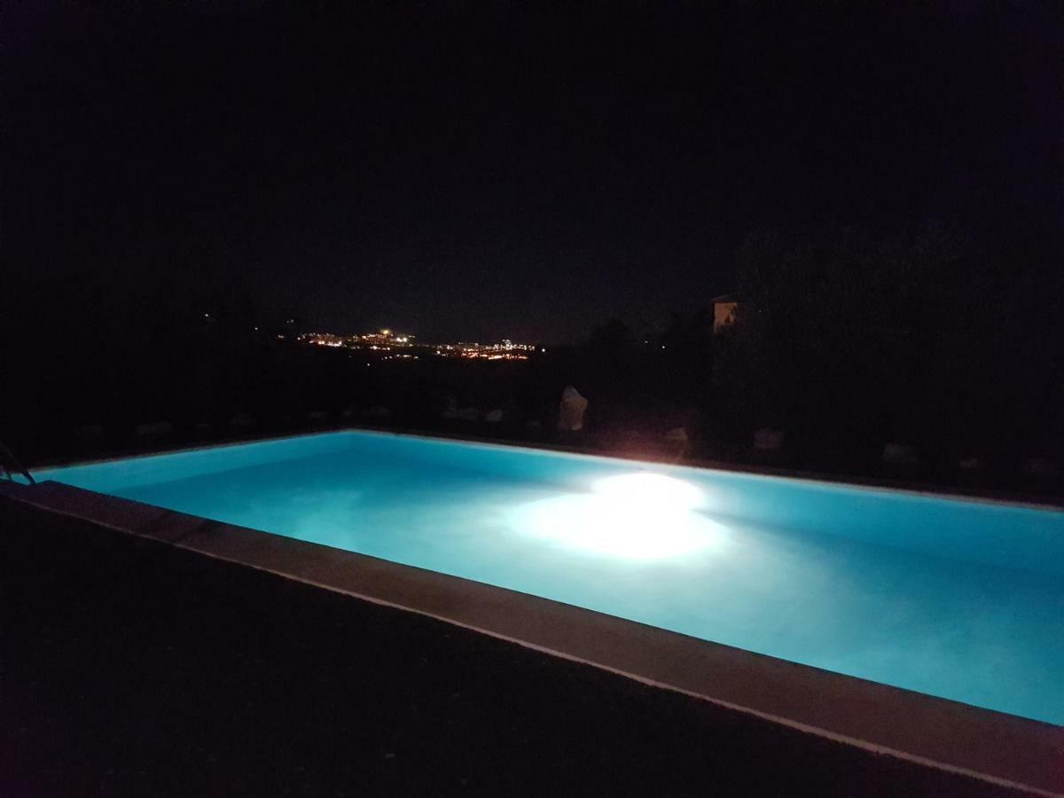 Apartamentos Rurales La Dehesa Del Acebuche Jaen Bagian luar foto