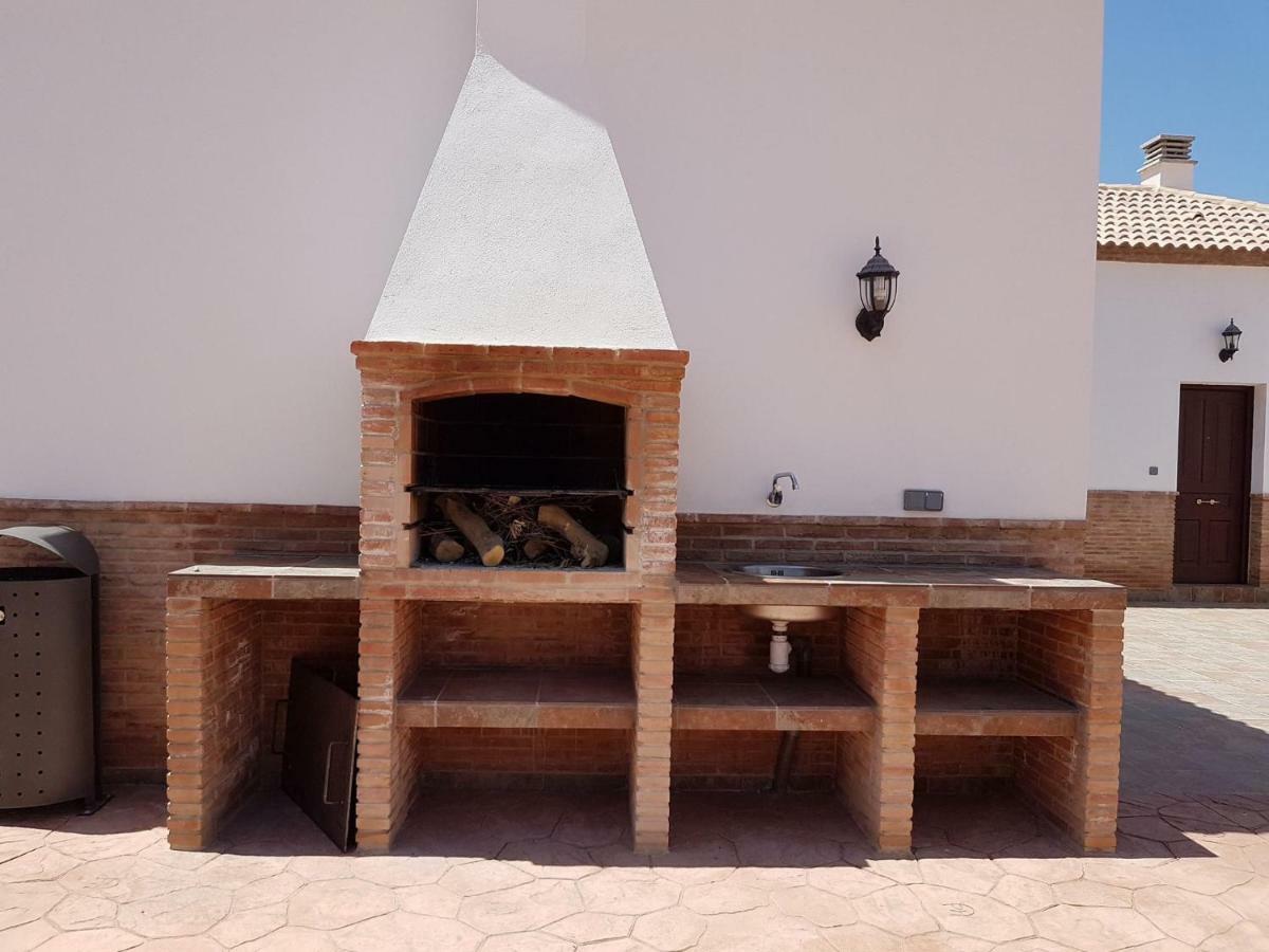 Apartamentos Rurales La Dehesa Del Acebuche Jaen Bagian luar foto